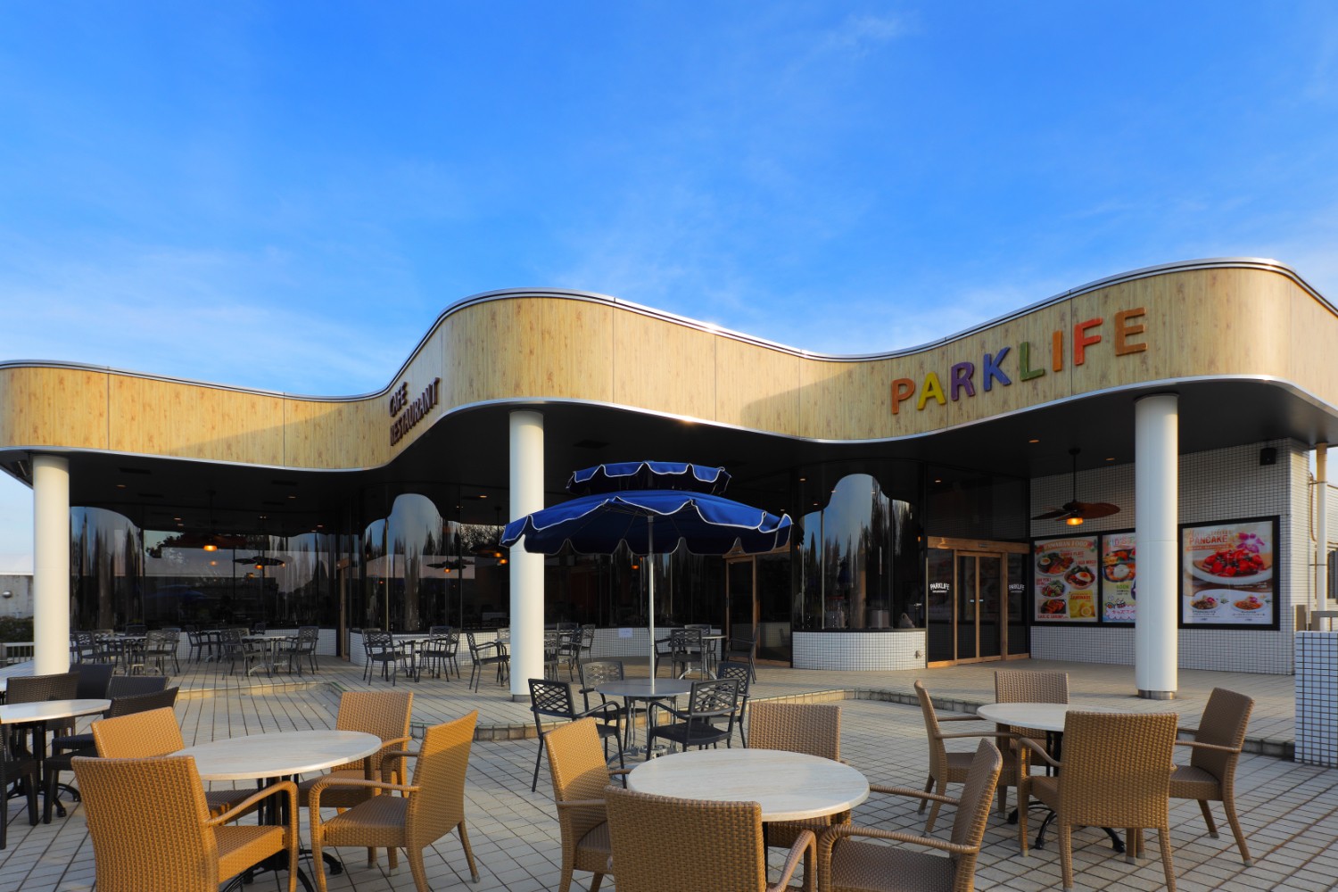 PARKLIFE CAFE & RESTAURANTのサムネイル